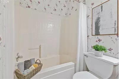 3231 NE Holland Ct, Portland, OR 97211 - Photo 28