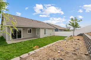 410 Costanza Ave, Umatilla, OR 97882 - Photo 22