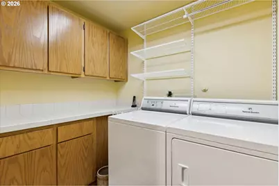 16050 NW Blueridge Dr, Beaverton, OR 97006 - Photo 34