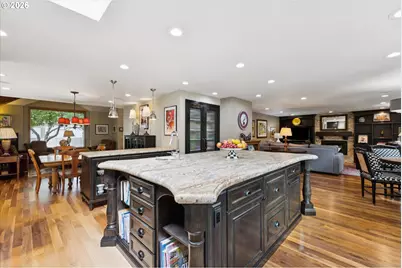 16050 NW Blueridge Dr, Beaverton, OR 97006 - Photo 12