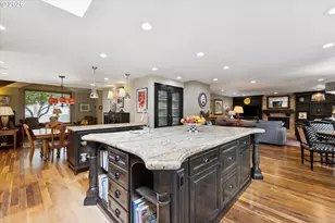 16050 NW Blueridge Dr, Beaverton, OR 97006 - Photo 12