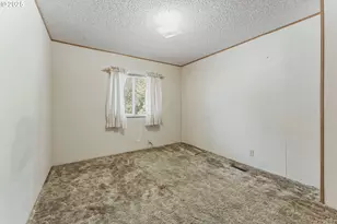 1770 Shorepines Dr, Coos Bay, OR 97420 - Photo 18