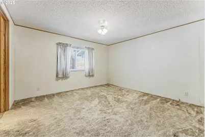 1770 Shorepines Dr, Coos Bay, OR 97420 - Photo 20