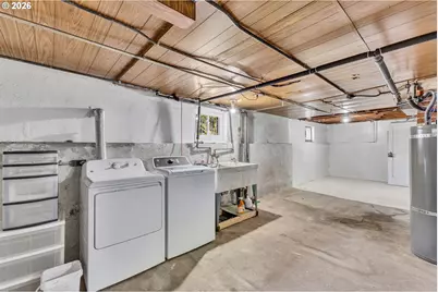 5905 N Minnesota Ave, Portland, OR 97217 - Photo 20
