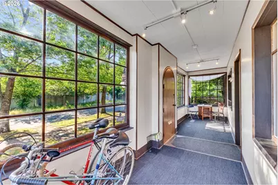 5905 N Minnesota Ave, Portland, OR 97217 - Photo 4