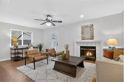 328 NW Freeman Ave, Hillsboro, OR 97124 - Photo 6