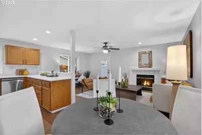 328 NW Freeman Ave, Hillsboro, OR 97124 - Photo 8