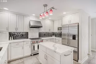 436 N Bridgeton Rd, Portland, OR 97217 - Photo 8