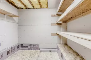 436 N Bridgeton Rd, Portland, OR 97217 - Photo 26