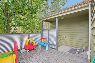 11085 SW Polsky Rd, Beaverton, OR 97005 - Photo 24