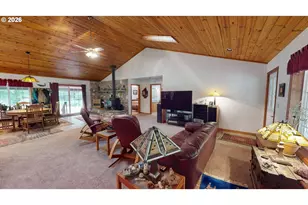 95835 Martin Ranch Rd, Brookings, OR 97415 - Photo 8