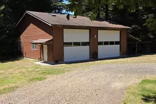 95835 Martin Ranch Rd, Brookings, OR 97415 - Photo 2