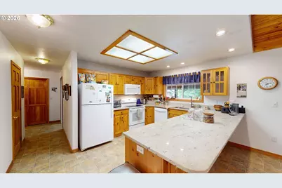 95835 Martin Ranch Rd, Brookings, OR 97415 - Photo 12