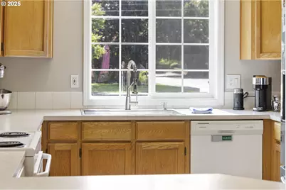 707 Ash St, Dayton, OR 97114 - Photo 18