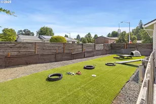 707 Ash St, Dayton, OR 97114 - Photo 36