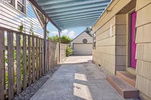 306 N Stafford St, Portland, OR 97217 - Photo 36
