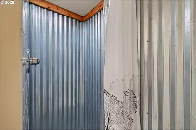 306 N Stafford St, Portland, OR 97217 - Photo 34