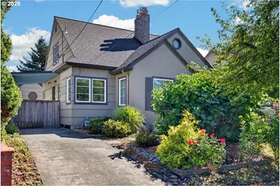 306 N Stafford St, Portland, OR 97217 - Photo 2