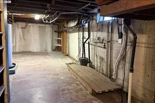 4733 E Amazon Dr, Eugene, OR 97405 - Photo 22