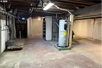 4733 E Amazon Dr, Eugene, OR 97405 - Photo 24