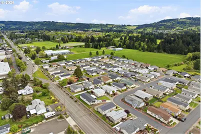 1000 S McKern Ct #102, Newberg, OR 97132 - Photo 40