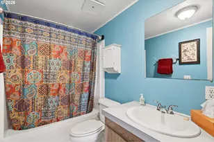 1000 S McKern Ct, Newberg, OR 97132 - Photo 28