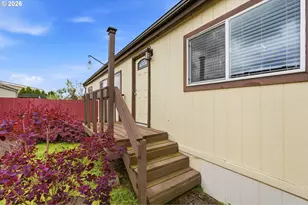 1000 S McKern Ct, Newberg, OR 97132 - Photo 6