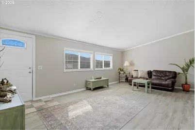 1000 S McKern Ct #102, Newberg, OR 97132 - Photo 8