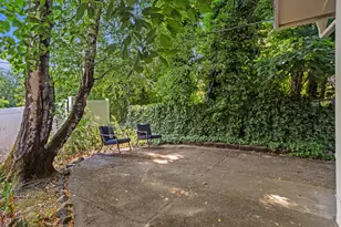 6855 SW Capitol Hwy, Portland, OR 97219 - Photo 40