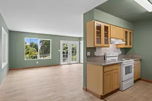 6855 SW Capitol Hwy, Portland, OR 97219 - Photo 12