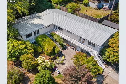 6855 SW Capitol Hwy, Portland, OR 97219 - Photo 2