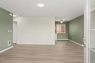 6855 SW Capitol Hwy, Portland, OR 97219 - Photo 10
