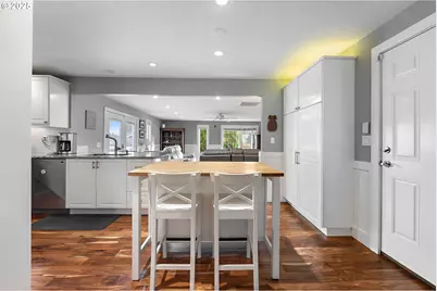 12300 SW 127th Ave, Tigard, OR 97223 - Photo 18