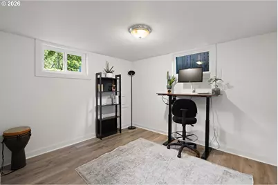 6362 N Commercial Ave, Portland, OR 97217 - Photo 28