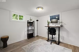 6362 N Commercial Ave, Portland, OR 97217 - Photo 28