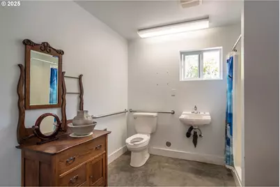 3782 Hooker Rd, Roseburg, OR 97470 - Photo 22