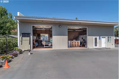 3782 Hooker Rd, Roseburg, OR 97470 - Photo 46