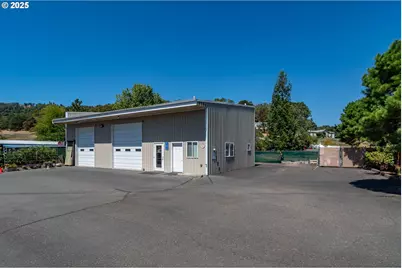 3780/3782 Hooker Rd, Roseburg, OR 97470 - Photo 8