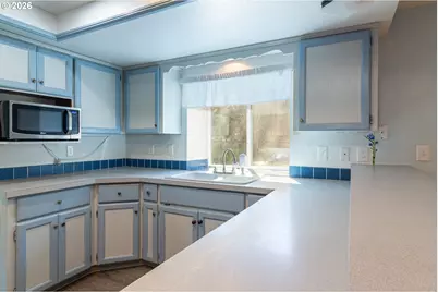 305 SE 9th Dr, Hermiston, OR 97838 - Photo 8