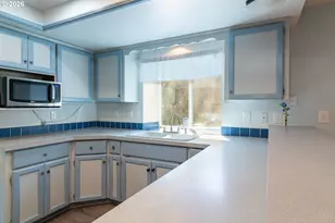 305 SE 9th Dr, Hermiston, OR 97838 - Photo 8