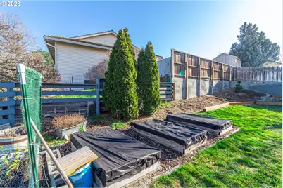 305 SE 9th Dr, Hermiston, OR 97838 - Photo 8