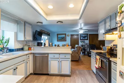 305 SE 9th Dr, Hermiston, OR 97838 - Photo 16