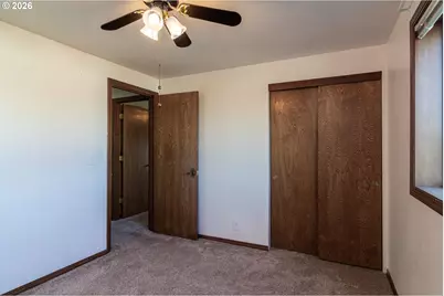 305 SE 9th Dr, Hermiston, OR 97838 - Photo 18