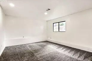 127 NW Royal Ave, Gresham, OR 97030 - Photo 22