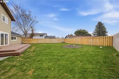 805 SW Mt Adams Ave, Boardman, OR 97818 - Photo 26