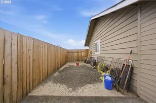 805 SW Mt Adams Ave, Boardman, OR 97818 - Photo 28