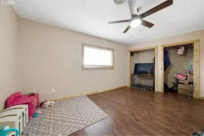 805 SW Mt Adams Ave, Boardman, OR 97818 - Photo 12