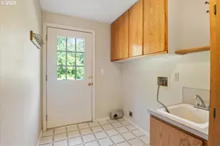 41715 Miles Ln, Lebanon, OR 97355 - Photo 30