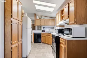 12426 S Criteser Rd, Oregon City, OR 97045 - Photo 10