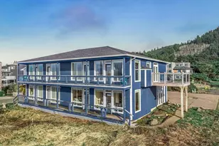 635 Lemwick Ln, Yachats, OR 97498 - Photo 10